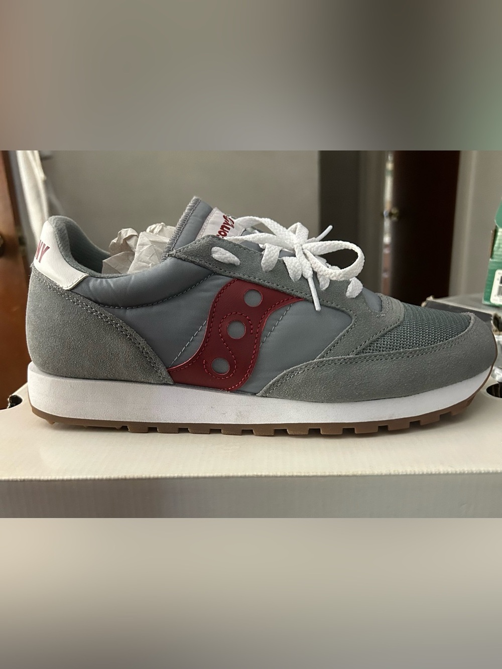Saucony Men Grey and Red Casual Runner Sneaker